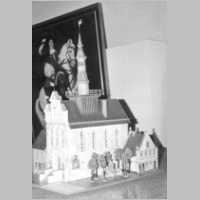 593-0071 Modell Wehlauer Rathaus im Museum.jpg